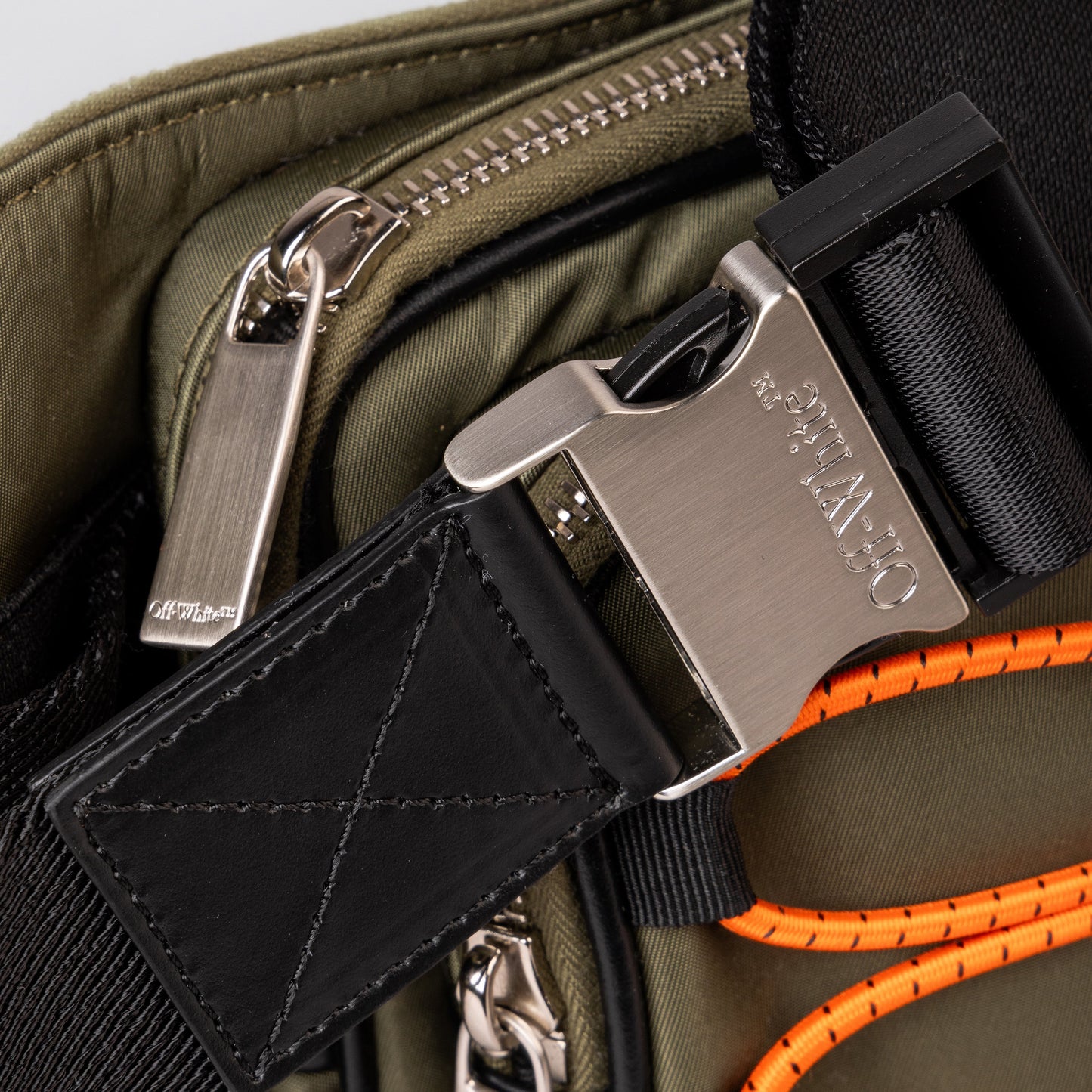 Riñonera Verde Off-White Military No Color