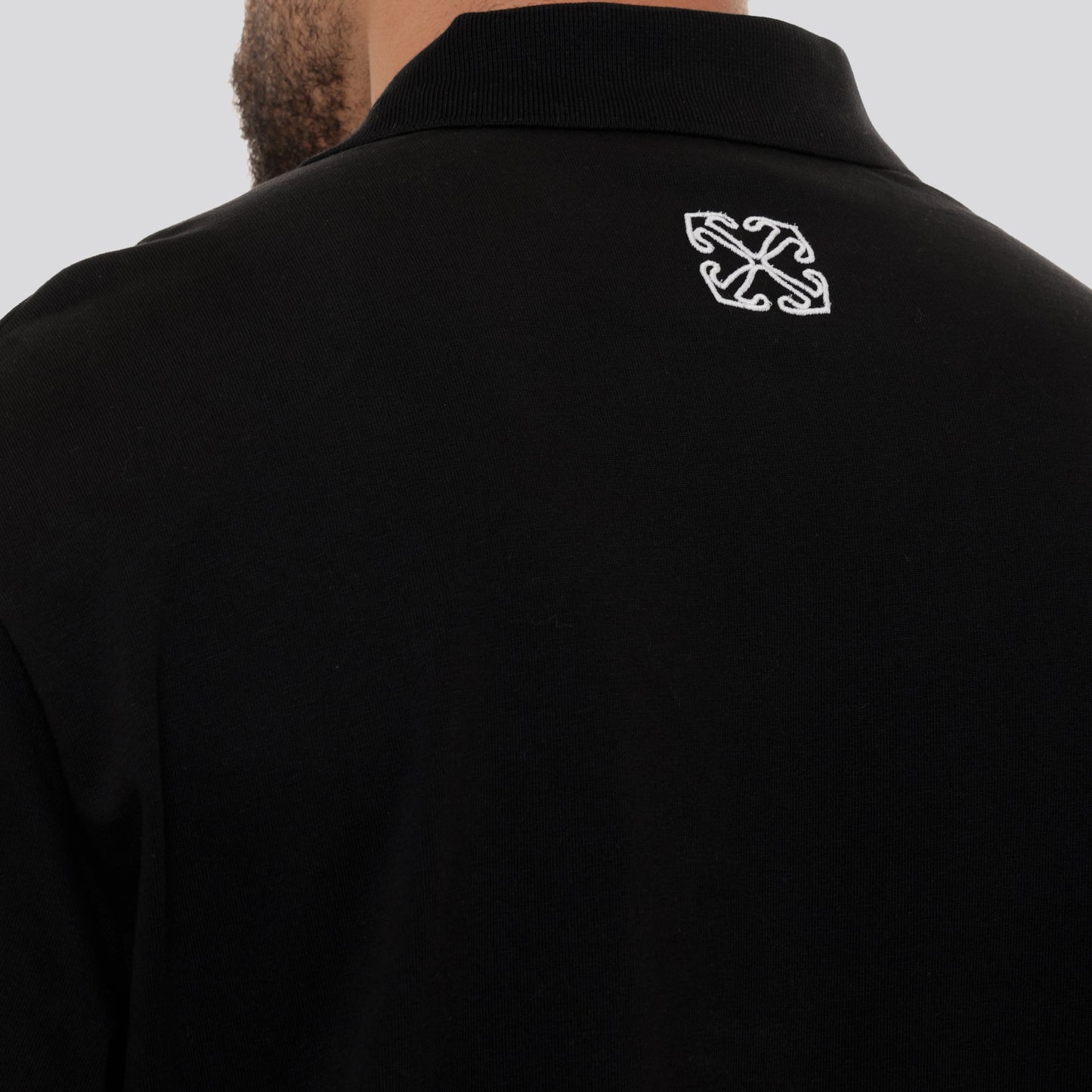 Polo Negro Off-White Bookish