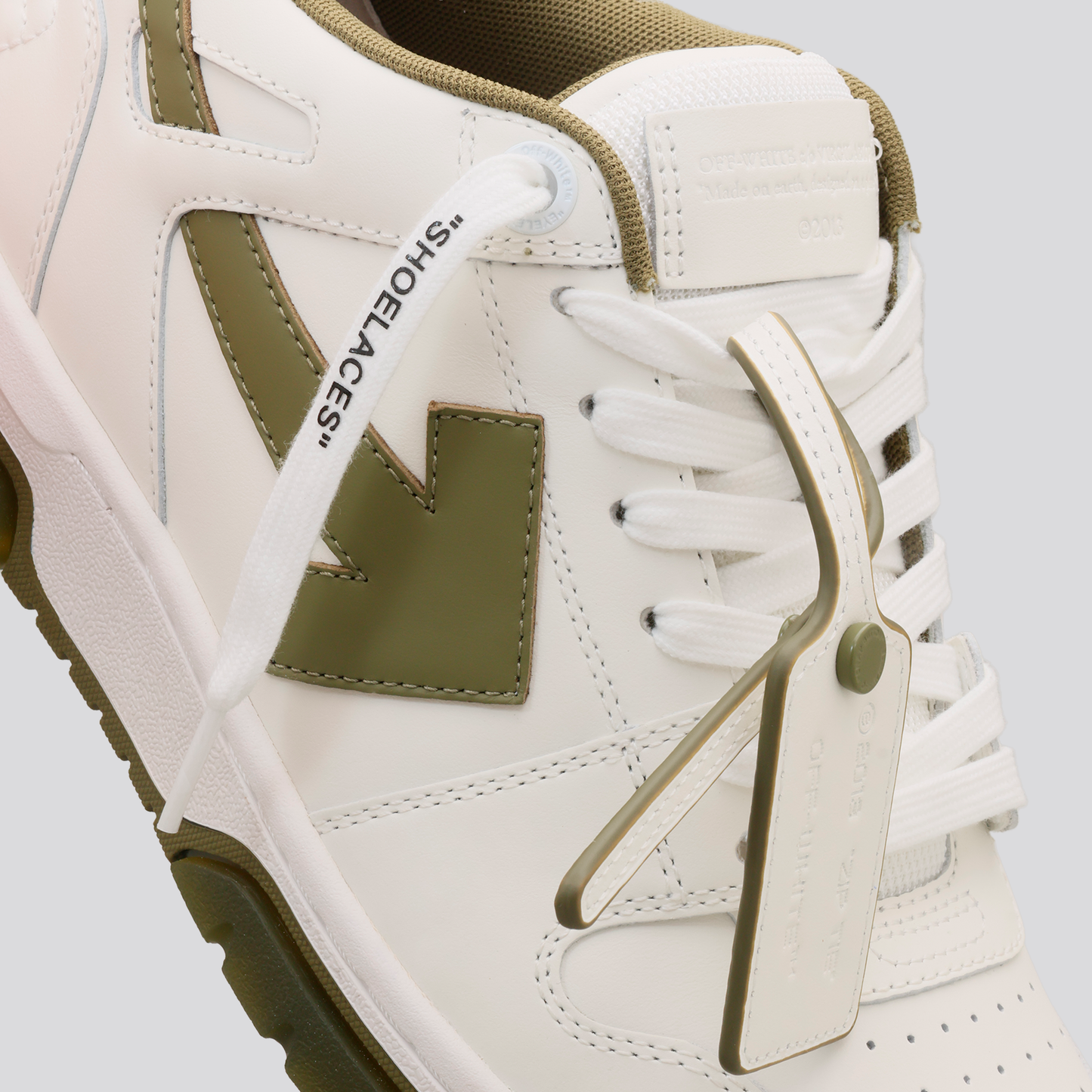Sneakers Blancos Off-White "OOO"