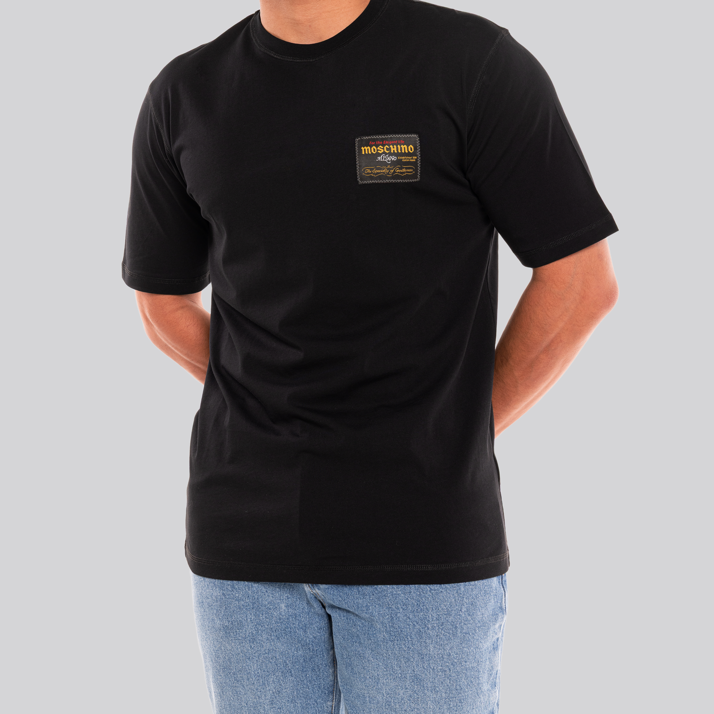 Camiseta Negra Moschino Tag