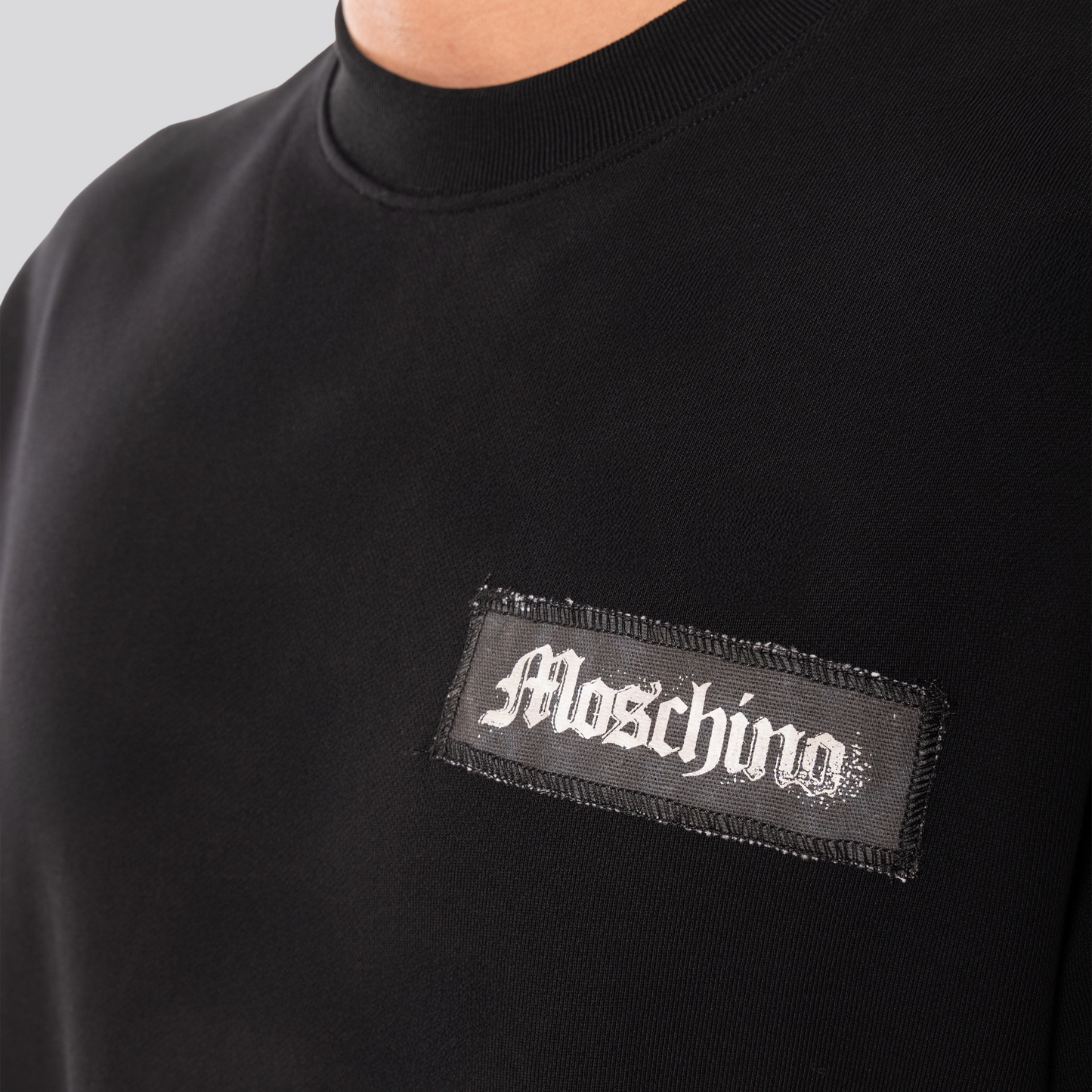 Buzo Negro Moschino Chest Logo