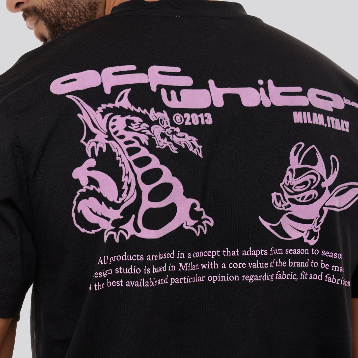 Camiseta Negra Off-White Dragon Bee