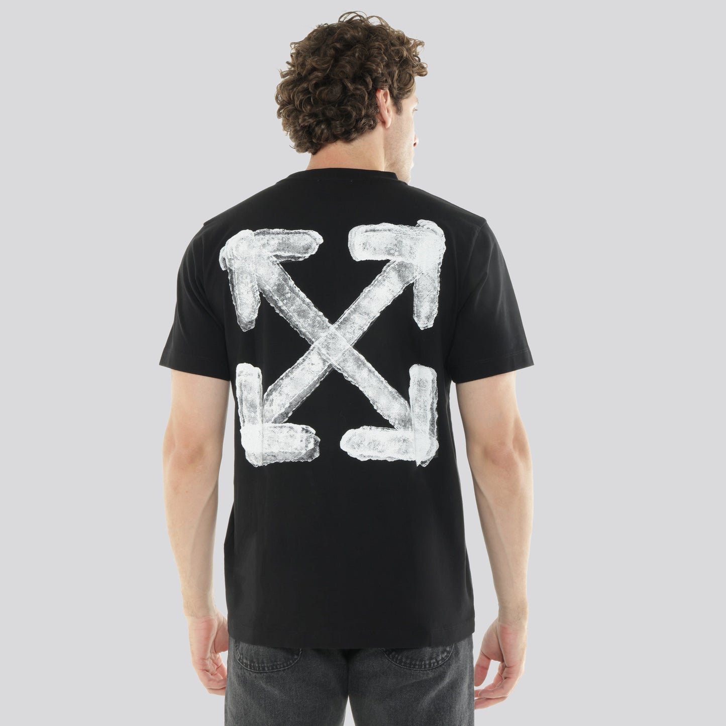 Camiseta Negra Off White Spray Arrow